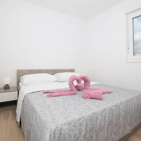 Two-bedroom In Apartment *