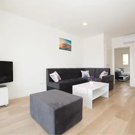 Διαμέρισμα Two-bedroom In *